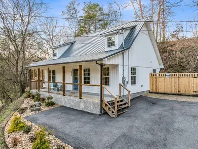 Dragonfly Grove | Sauna | Hot Tub | 1 Mi Pkwy - image 42 of 48