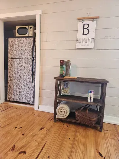 Feel free to pack the picnic basket & wander the woods. You can't beat lunch creekside!