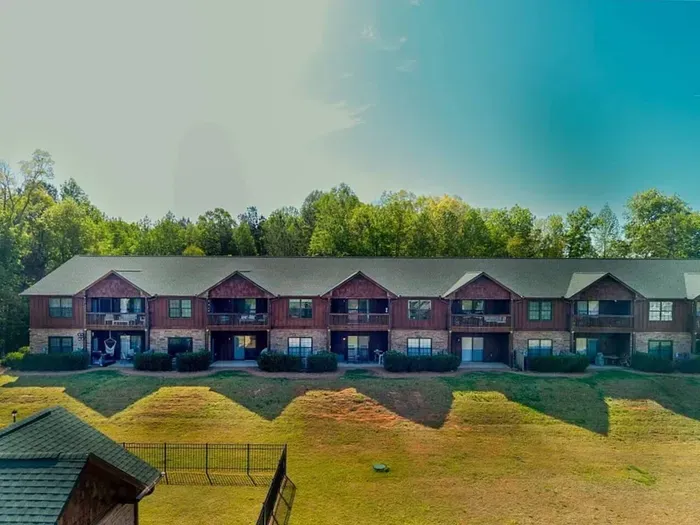 The Keowee Getaway - image 60 of 105