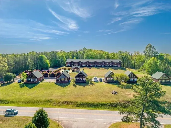The Keowee Getaway - image 56 of 105