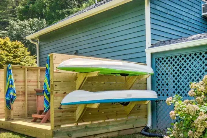 Grab a kayak and venture down the beautiful Hiawassee River 