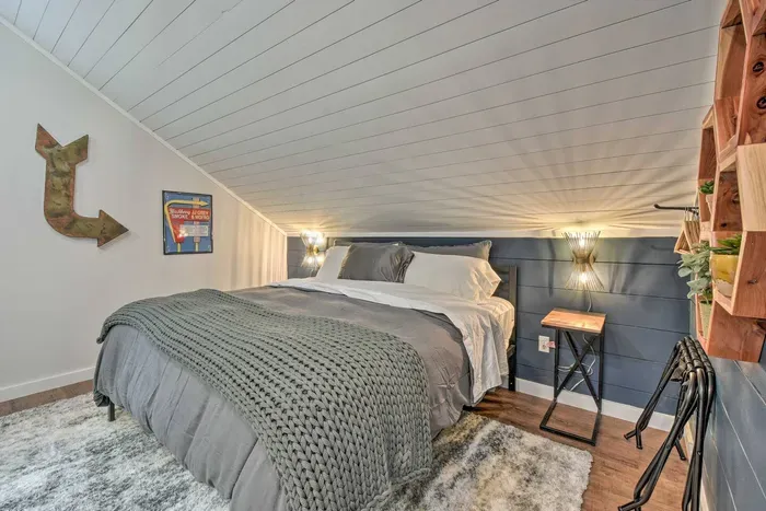 Discover comfort and style in your cozy king bed 