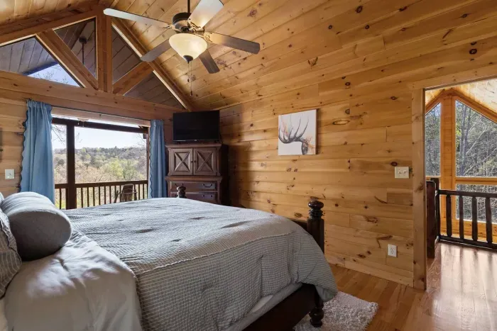 Cozy Bear Cabin-Blue Ridge - image 76 of 88