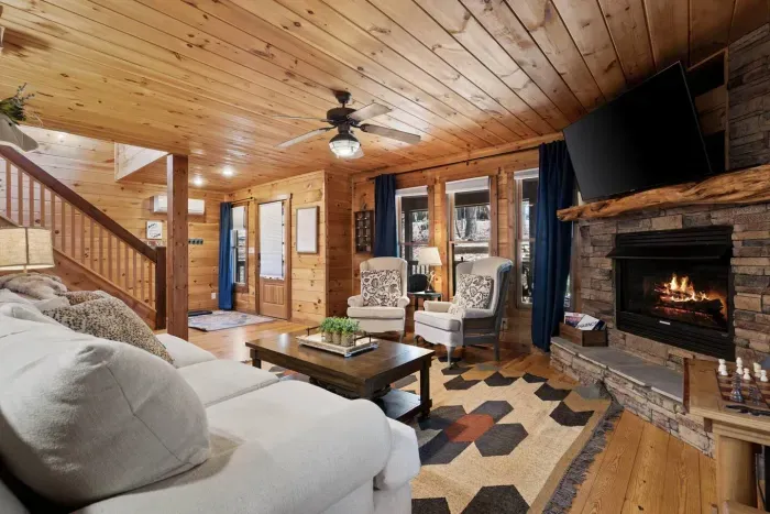 Blue Chalet-Mineral Bluff - image 58 of 81