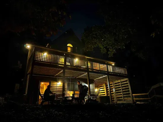 Blue Chalet-Mineral Bluff