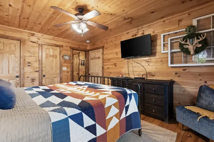 Blue Chalet-Mineral Bluff - image 53 of 81