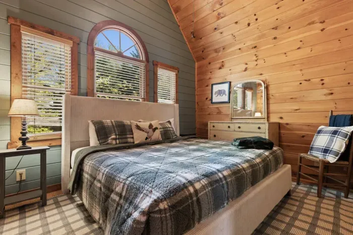 Blue Chalet-Mineral Bluff - image 50 of 81