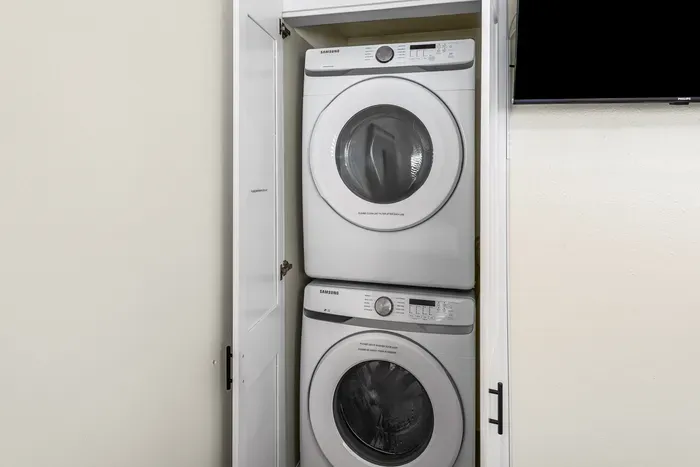 Full Size Washer and Dryer