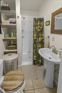 Hocking Hills Half Stoned Cabin in the Woods - image 7 of 20