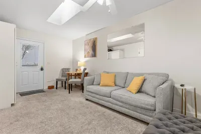 Studio A Queen fold out and dining nook