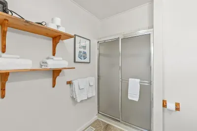 Pink Bedroom Ensuite Bathroom