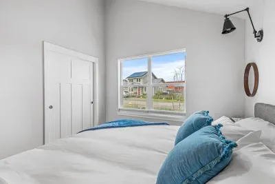 Second Bedroom with King Bed