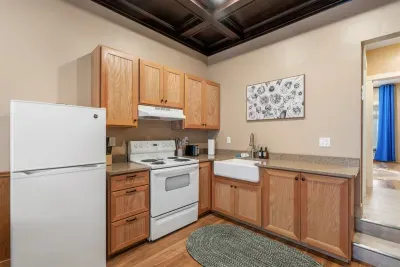 Unit 3: Kitchen Area