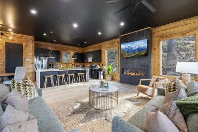 Open concept living, kitchen and dining area.