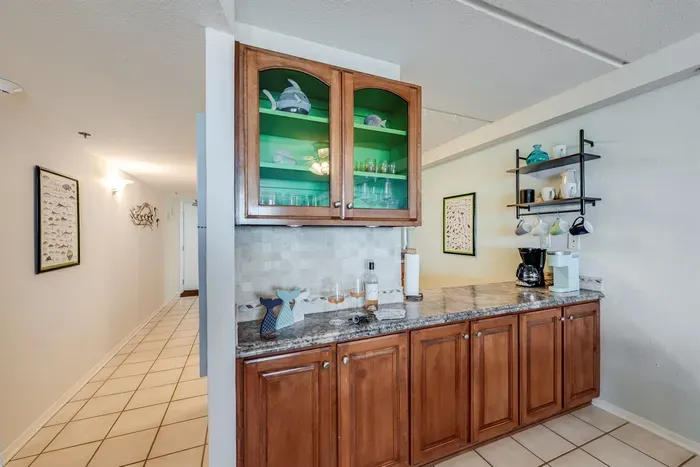 Bar area with drip coffee machine and keurig