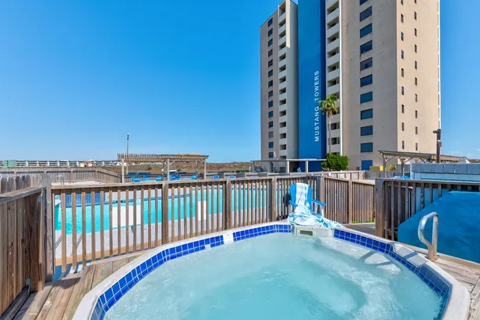 Hot tub open year round
