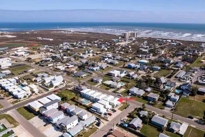 Prime Location in the middle of Old Town