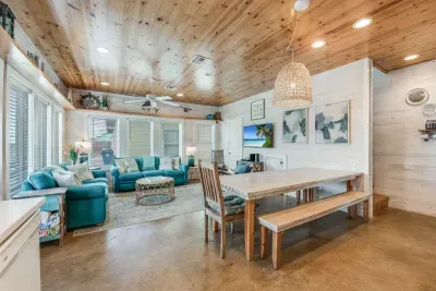 Turquoise Tides - image 36 of 37