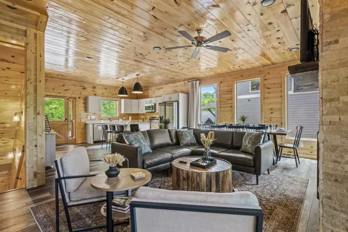 Spacious living room