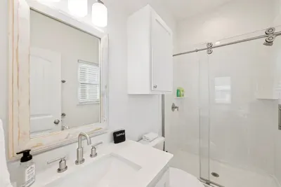 Ensuite bathroom