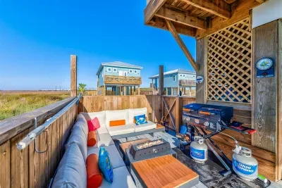 Bougie Beach House - image 35 of 48