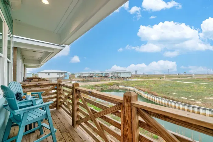 Wake up to coffee and beatiful views of the wetlands