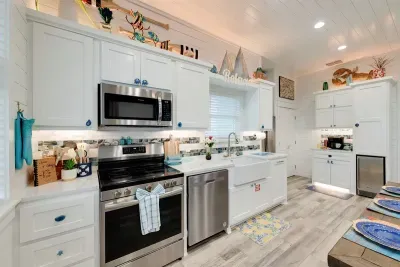 Fully stocked with everything you need to cook! We also have an ice drawer, oven with air fryer and plenty of plates, cups, etc. for everyone.