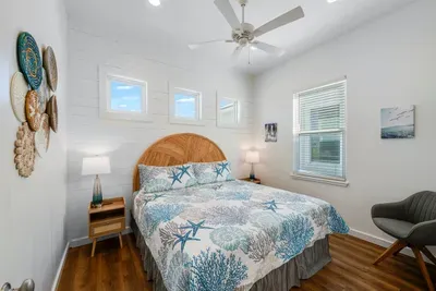 King Bedroom with ensuite bathroom