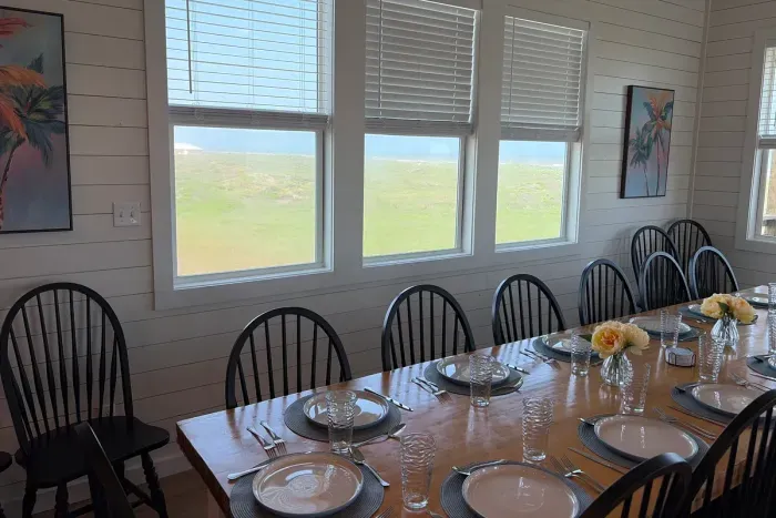 Start your morning right. Enjoy breakfast bathed in natural light with sweeping views of the green dunes just outside the windows.