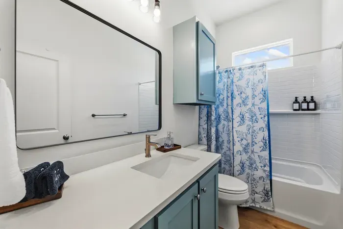 Hallway bathroom for bunk room