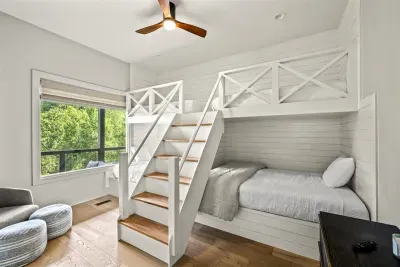 Bunk room