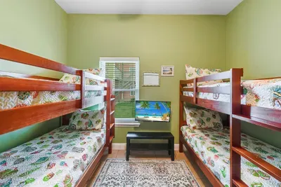 Bunk room with 4 twin beds