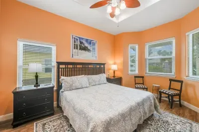 King Bedroom with ensuite bathroom