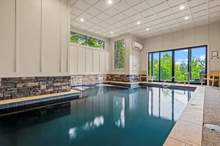24'X11' heated indoor pool