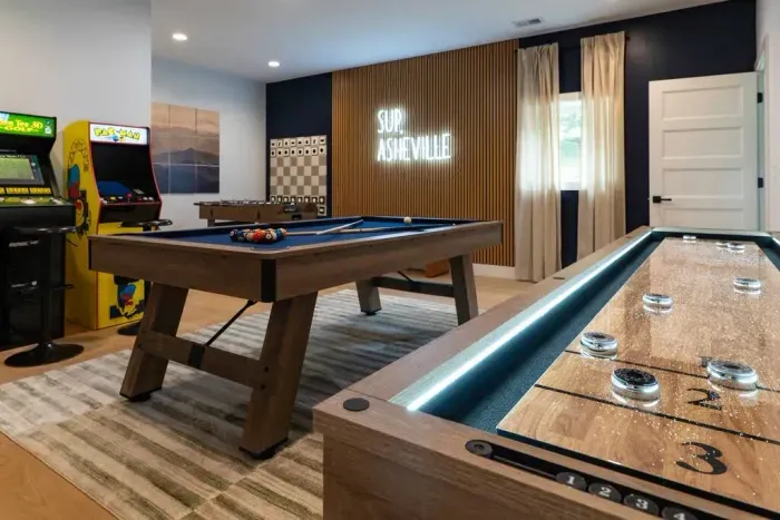 Step into the game room where fun never ends—challenge friends to pool, shuffleboard, foosball, or classic arcade games like Pac-Man, Golden Tee, and NBA Jam. Plus, life-size chess, checkers, and tic-tac-toe on the walls add extra fun.