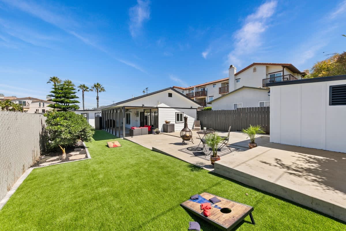 1 Bedroom Steps from Beach and Carlsbad Village
