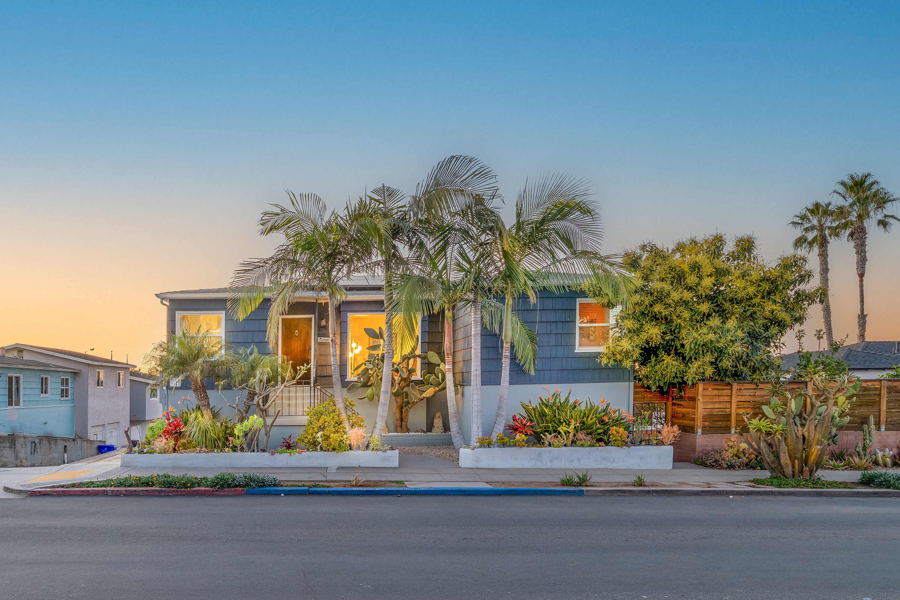 Ocean Beach Bungalow - Close To Beach