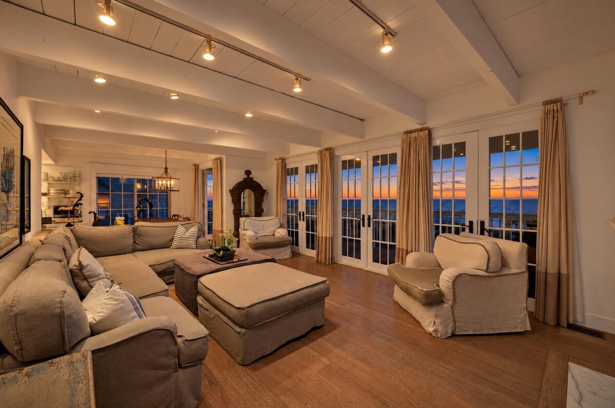 Juniper Beach, Ocean Views, 2 Bedrooms 