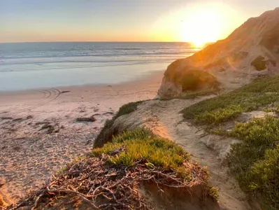Encinitas Short-Term Rental Permit Guide (2026): Complete Steps, Fees & Requirements featured image