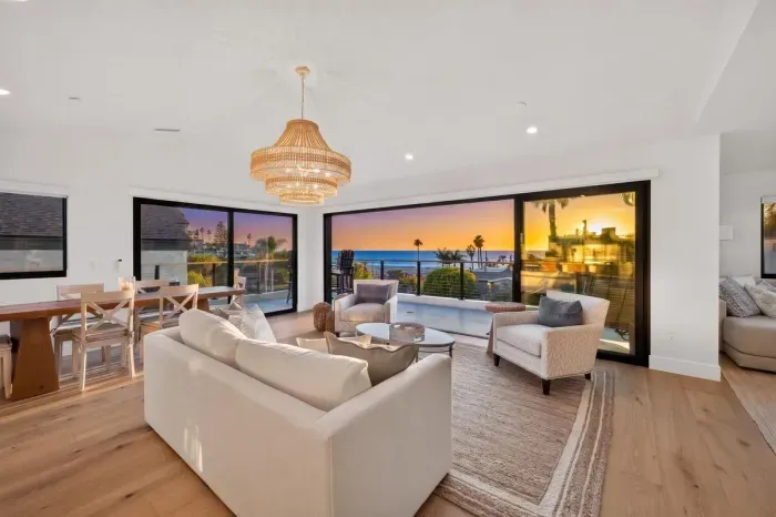 Moonlight Dream - 4 Bedroom Panoramic Ocean Views - image 4 of 62