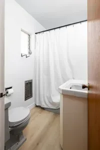 3Bed Single Level Home - image 12 of 16