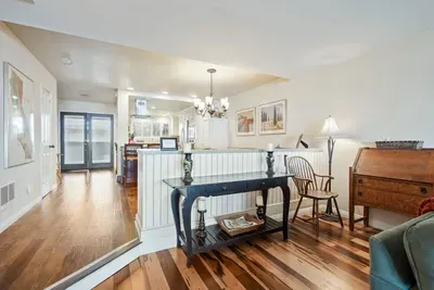 SurfSong Dream - Beachfront - image 10 of 38
