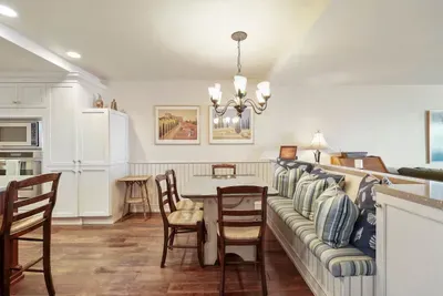 SurfSong Dream - Beachfront - image 13 of 38