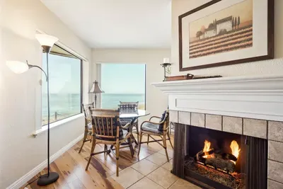 SurfSong Dream - Beachfront - image 5 of 38