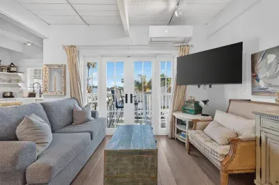 Juniper Beach Studio 1 Bed, Ocean Views - image 28 of 31