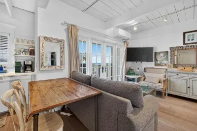 Juniper Beach Studio 1 Bed, Ocean Views - image 21 of 31