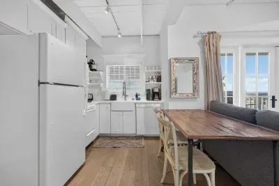 Juniper Beach Studio 1 Bed, Ocean Views - image 22 of 31