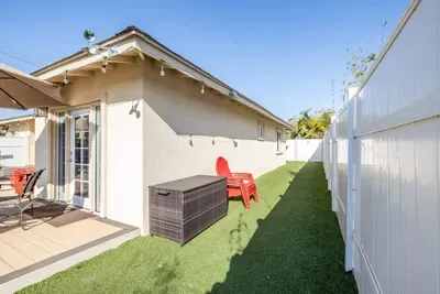 Beachfront House w/ Patio BBQ & Fire Pit - image 25 of 32
