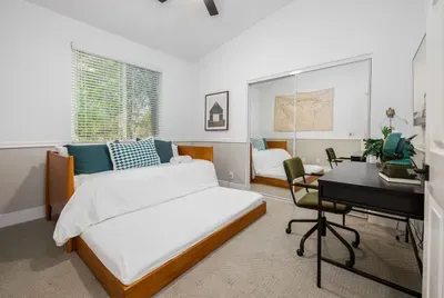 Private Hilltop Escape: Pool, Hot Tub, Near Beach - image 17 of 30