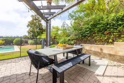 Private Hilltop Escape: Pool, Hot Tub, Near Beach - image 25 of 30